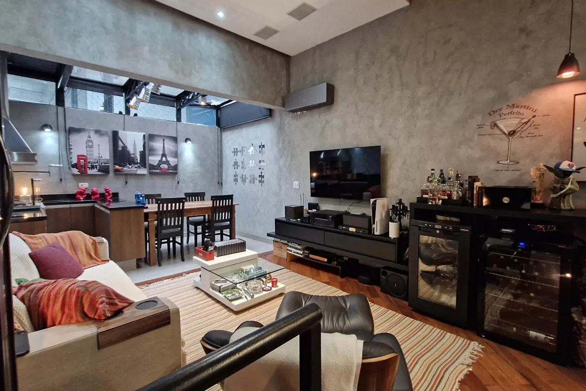 Casa em condomínio para venda com 2 quartos, sendo 1 suíte, 134m²