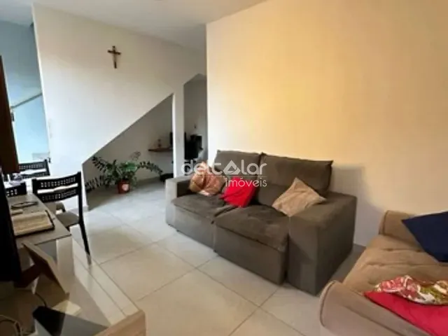 Casa 2 quartos e 2 banheiros, à venda, no bairro Tony (Justinópolis) em Ribeirão das Neves