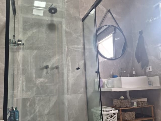 Casa com 451m² 3 quartos e 1 banheiro, à venda, no bairro Colinas do Paratehy em São José dos Campos