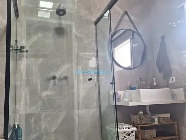 Casa com 451m² 3 quartos e 1 banheiro, à venda, no bairro Colinas do Paratehy em São José dos Campos