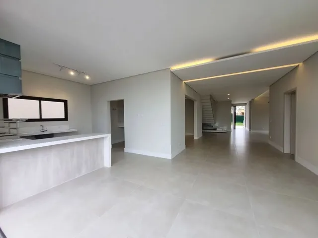 Casa com 469m² 4 quartos e 6 banheiros, à venda, no bairro Condomínio Residencial Alphaville II em São José Dos Campos