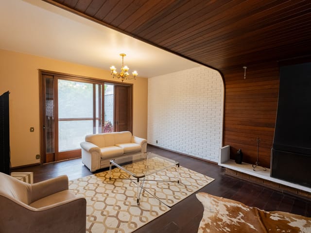 Casa com 680m² 4 quartos e 5 banheiros, à venda, no bairro Centro em Pelotas