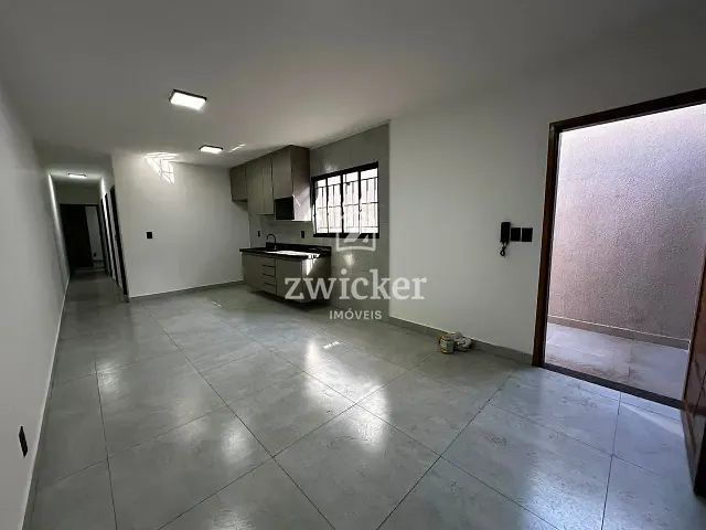 Casa com 125m² 2 quartos e 3 banheiros, à venda, no bairro Parque Residencial Castelo em Bauru