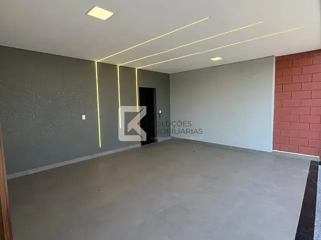 Casa com 250m² 3 quartos e 4 banheiros, à venda, no bairro Vila Rubens em Indaiatuba
