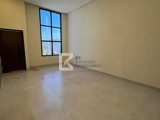 Casa com 250m² 3 quartos e 4 banheiros, à venda, no bairro Vila Rubens em Indaiatuba