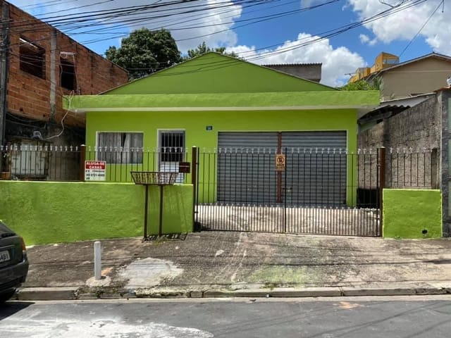 Casa com 300m² 4 quartos e 4 banheiros, à venda, no bairro Jardim Velho Sanazar em Jandira