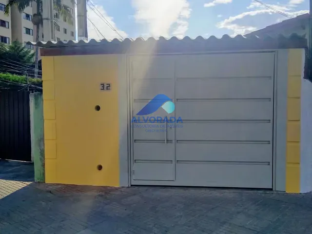 Casa com 100m² 2 quartos e 1 banheiro, à venda, no bairro Centro em São José dos Campos