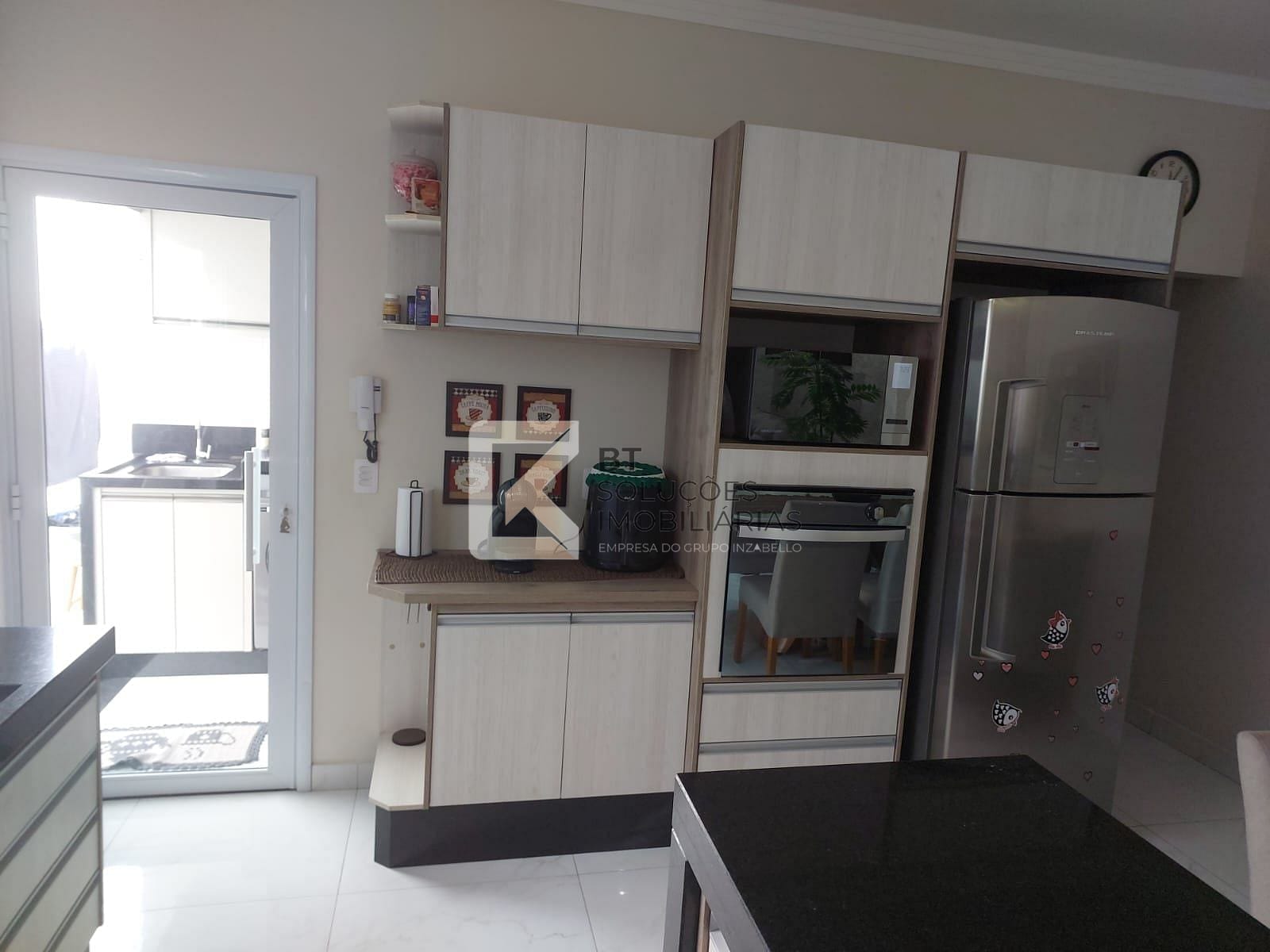 Casa à venda com 3 quartos, 151m² - Foto 7