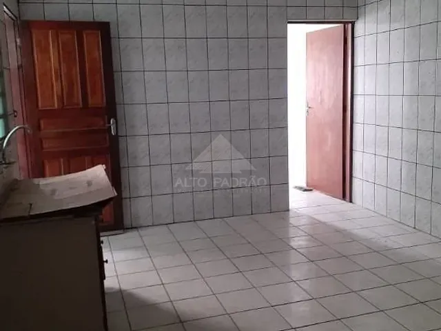 Casa com 243m² 2 quartos e 1 banheiro, à venda, no bairro Jardim Anchieta em Mauá