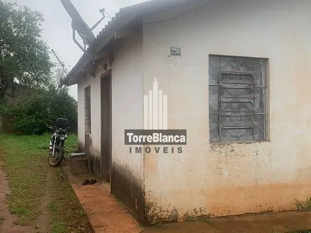 Casa com 300m² 2 quartos e 1 banheiro, à venda, no bairro Neves em Ponta Grossa