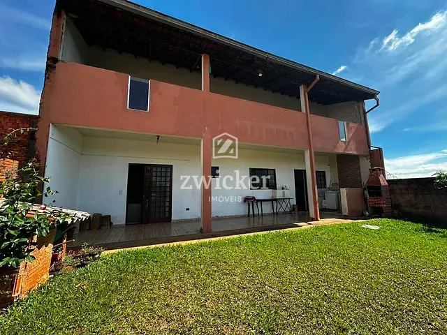 Casa com 504m² 3 quartos e 2 banheiros, à venda, no bairro Vila Industrial em Bauru