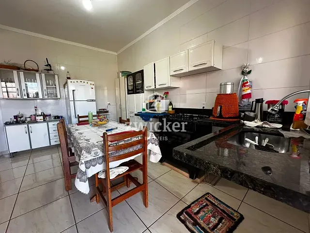 Casa com 504m² 3 quartos e 2 banheiros, à venda, no bairro Vila Industrial em Bauru