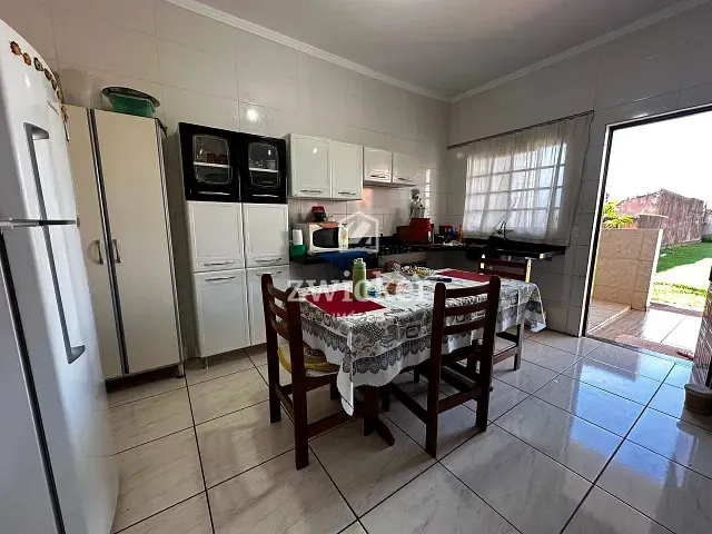 Casa com 504m² 3 quartos e 2 banheiros, à venda, no bairro Vila Industrial em Bauru