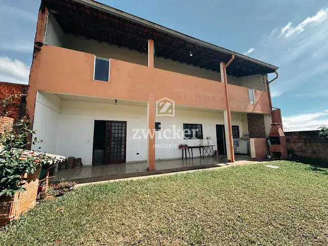 Casa com 504m² 3 quartos e 2 banheiros, à venda, no bairro Vila Industrial em Bauru