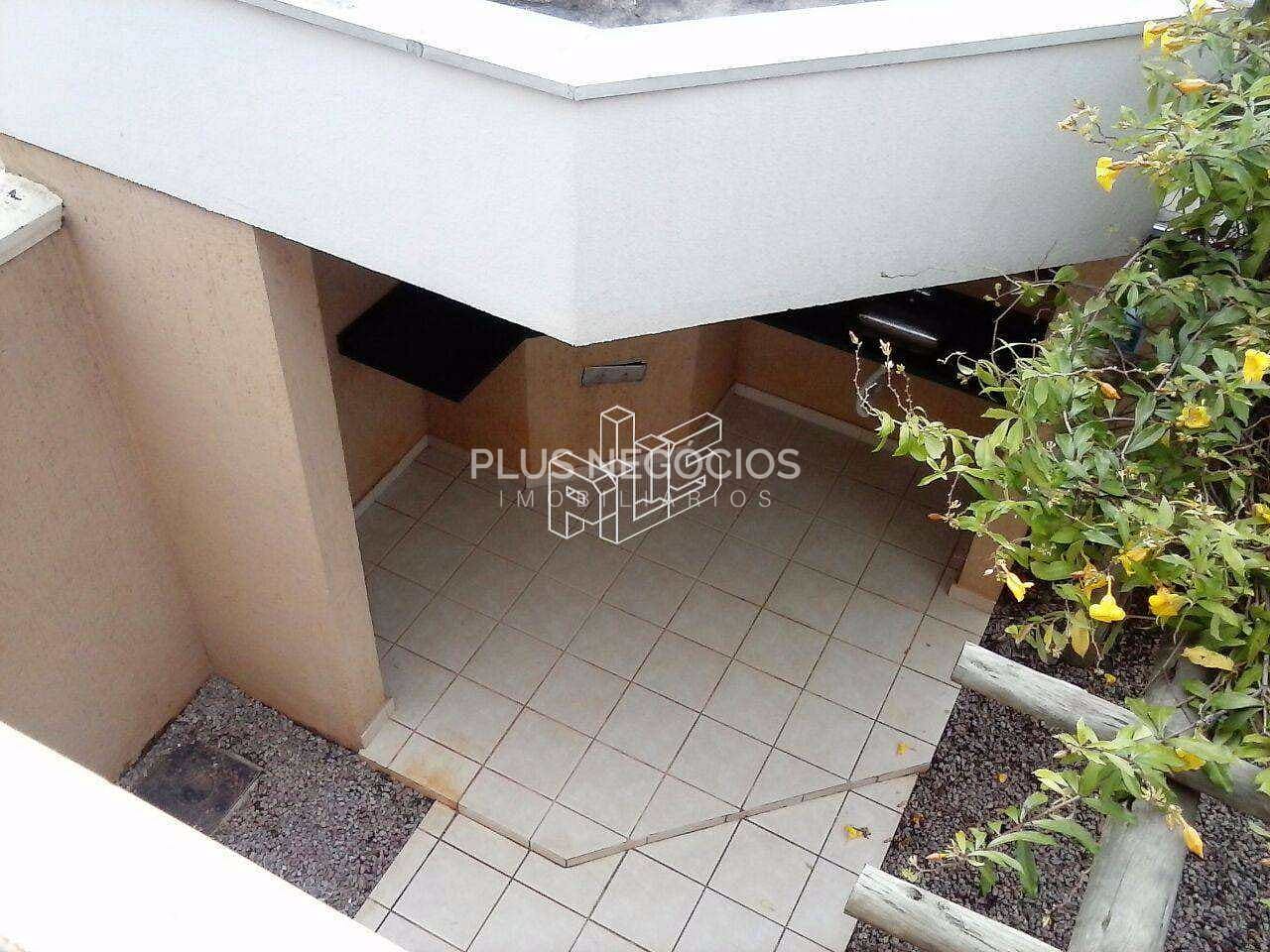 Casa, 4 quartos, 220 m² - Foto 25