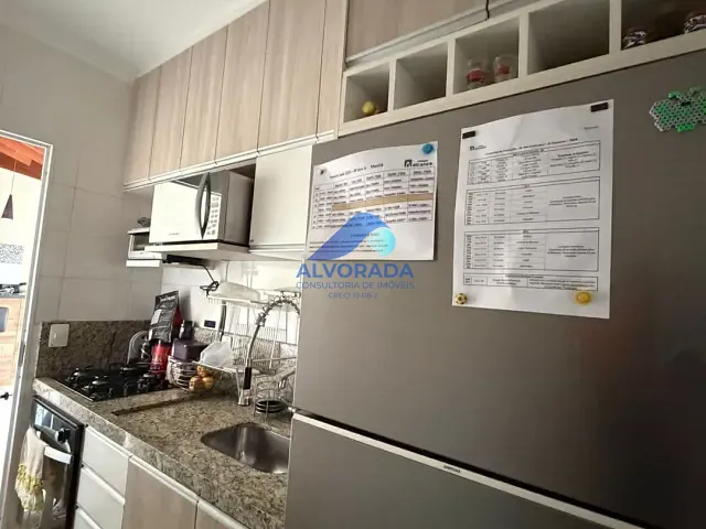 Casa 2 quartos e 2 banheiros, à venda, no bairro Jardim Marcondes em Jacareí