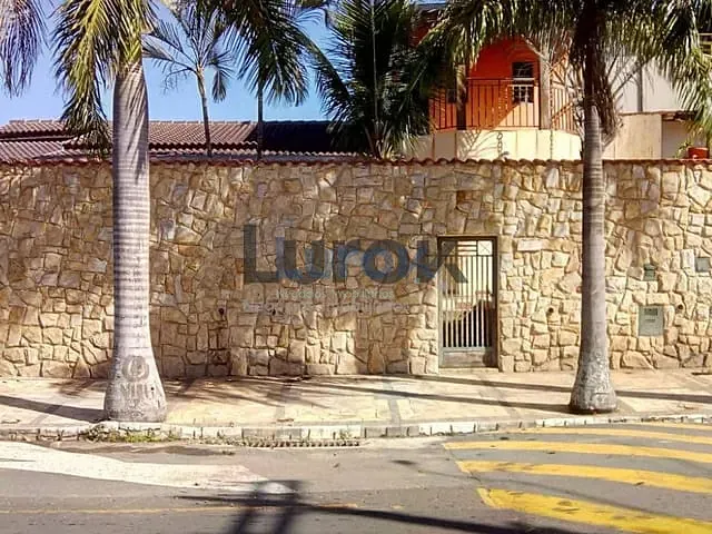 Casa com 314m² 4 quartos e 2 banheiros, à venda, no bairro Jardim Nova Europa em Campinas