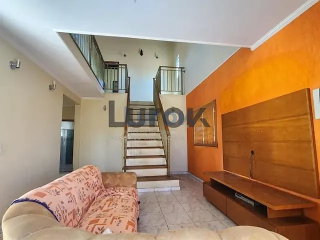 Casa com 314m² 4 quartos e 2 banheiros, à venda, no bairro Jardim Nova Europa em Campinas