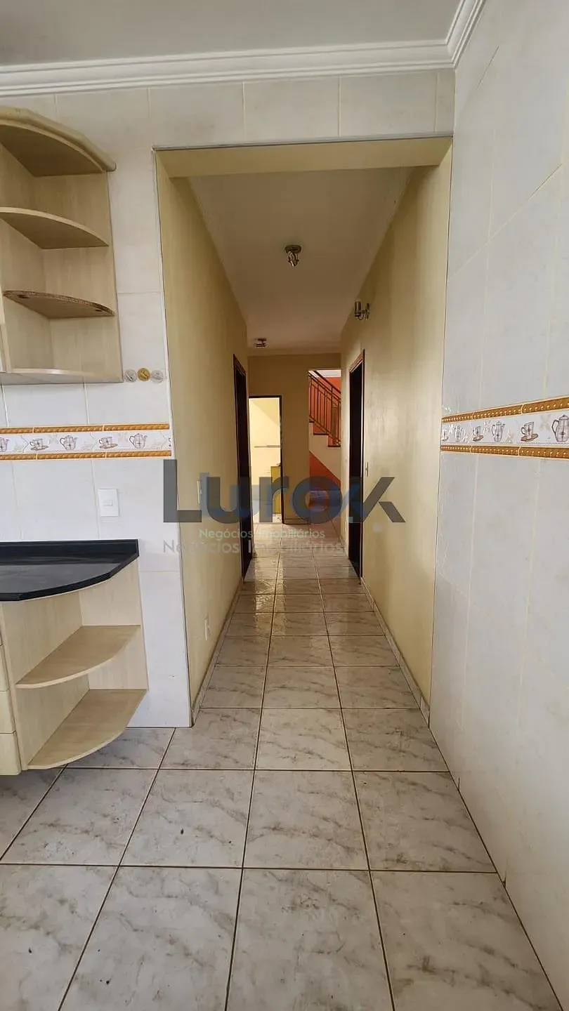 Casa, 4 quartos, 225 m² - Foto 10