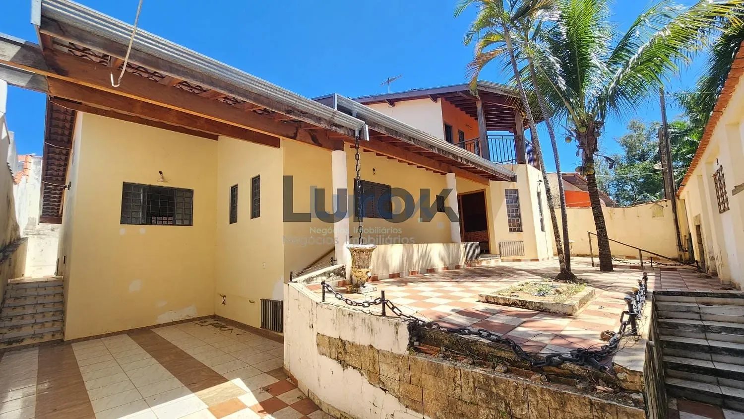 Casa, 4 quartos, 225 m² - Foto 2