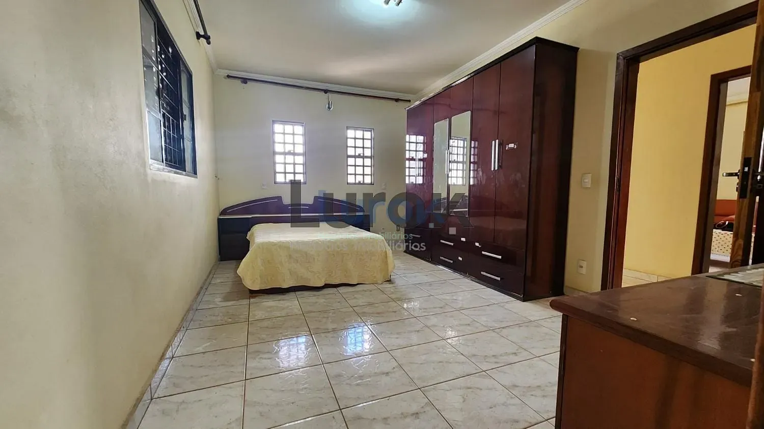 Casa, 4 quartos, 225 m² - Foto 12