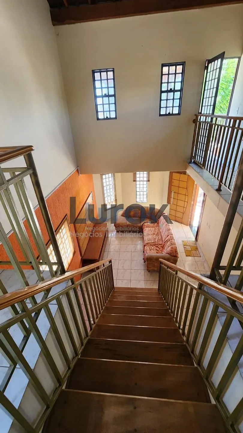 Casa, 4 quartos, 225 m² - Foto 7