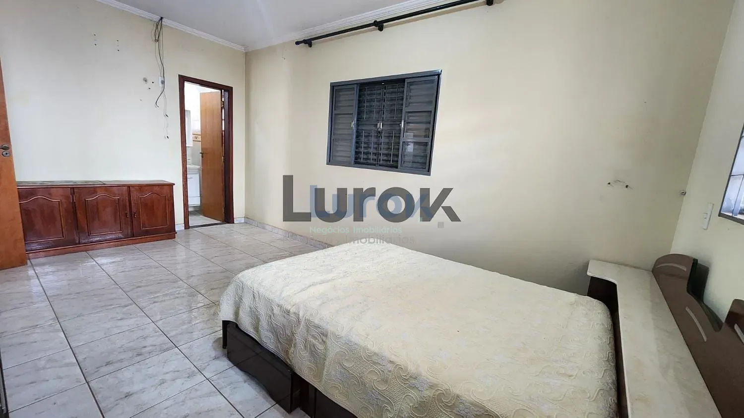 Casa, 4 quartos, 225 m² - Foto 13