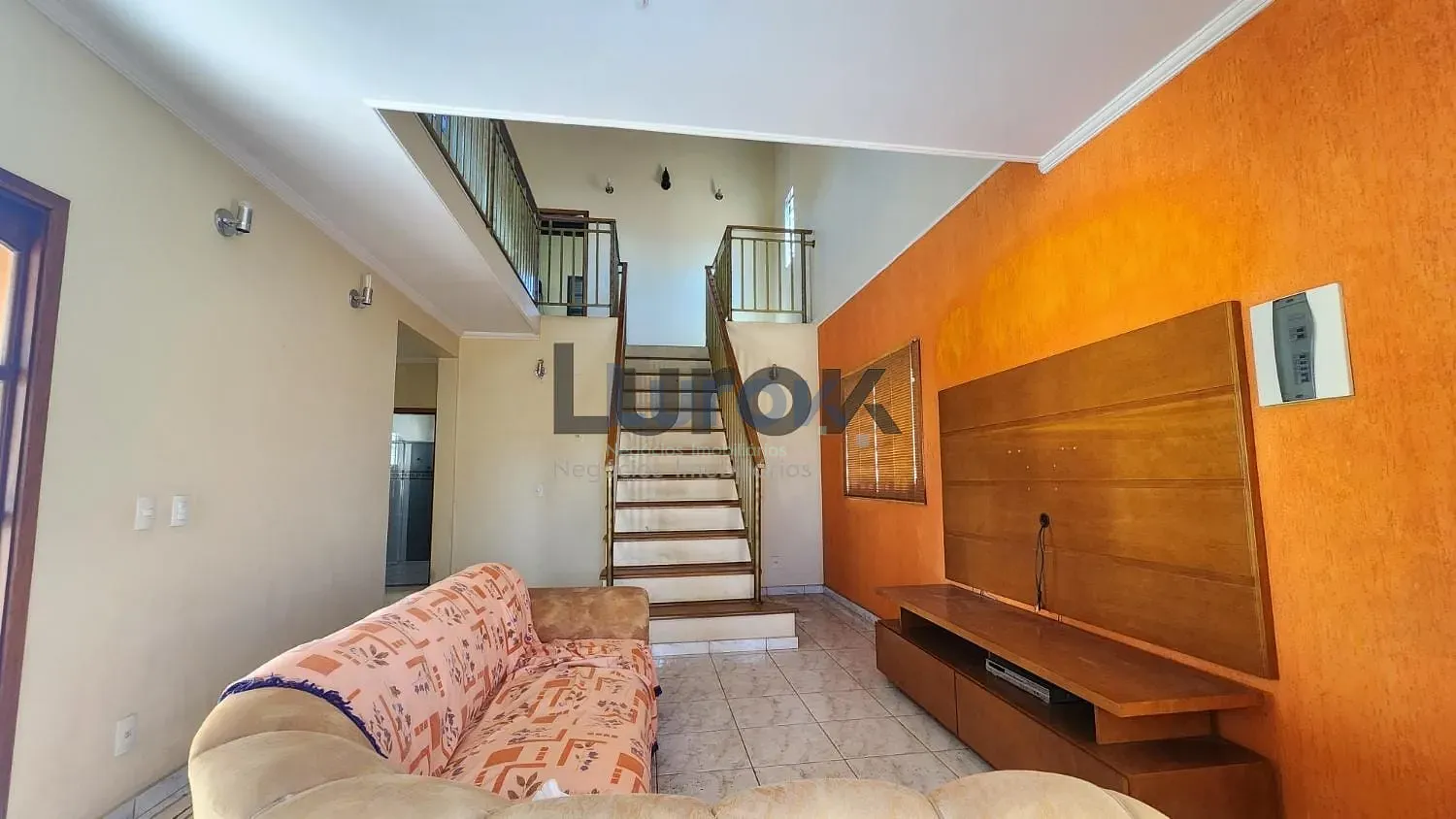 Casa, 4 quartos, 225 m² - Foto 3