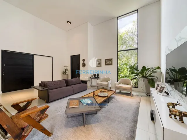 Casa com 700m² 4 quartos e 5 banheiros, à venda, no bairro Condomínio Reserva do Paratehy em São José Dos Campos