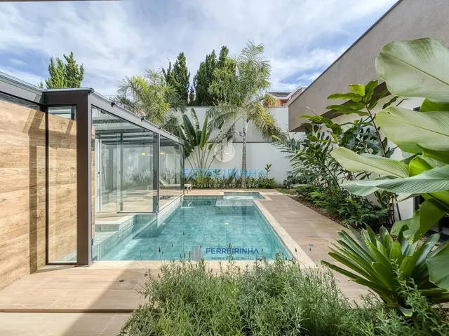 Casa com 700m² 4 quartos e 5 banheiros, à venda, no bairro Condomínio Reserva do Paratehy em São José Dos Campos