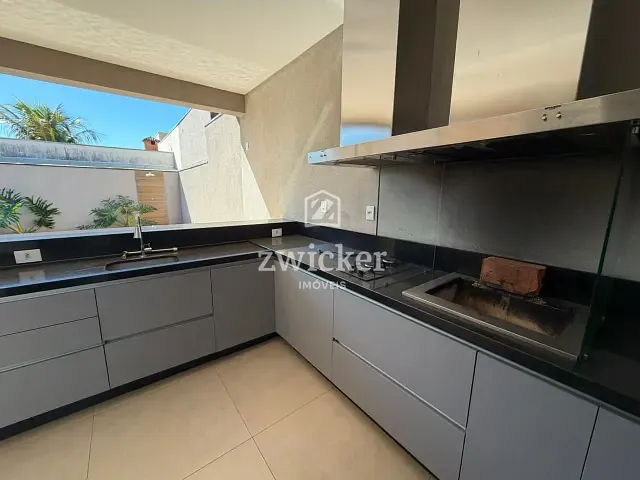 Casa 3 quartos e 5 banheiros, à venda ou para alugar, no bairro Quinta Ranieri em Bauru