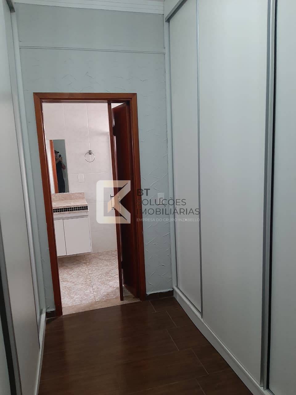 Casa, 3 quartos, 289 m² - Foto 37