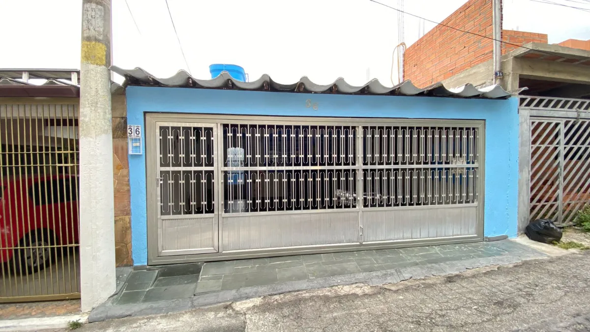 Casa para venda em Moinho Velho com 3 quartos, sendo 1 suíte, 120m²