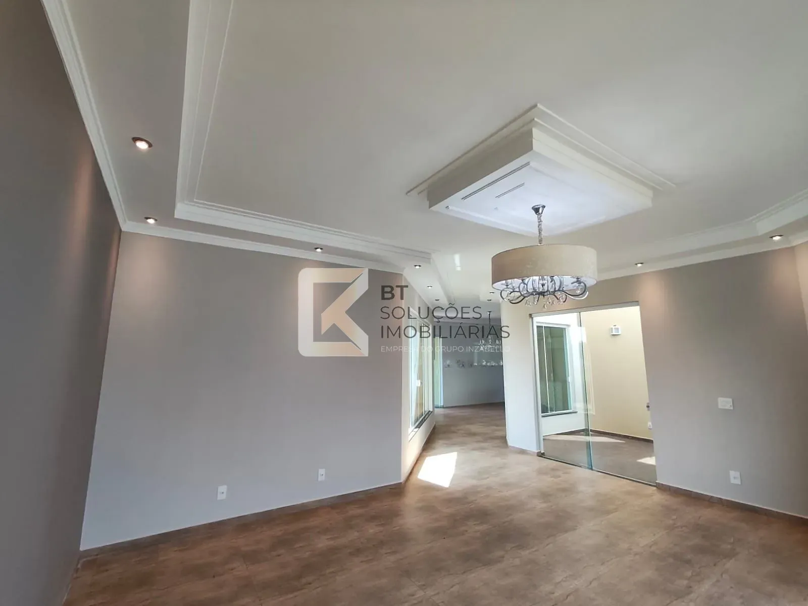 Casa, 3 quartos, 283 m² - Foto 4