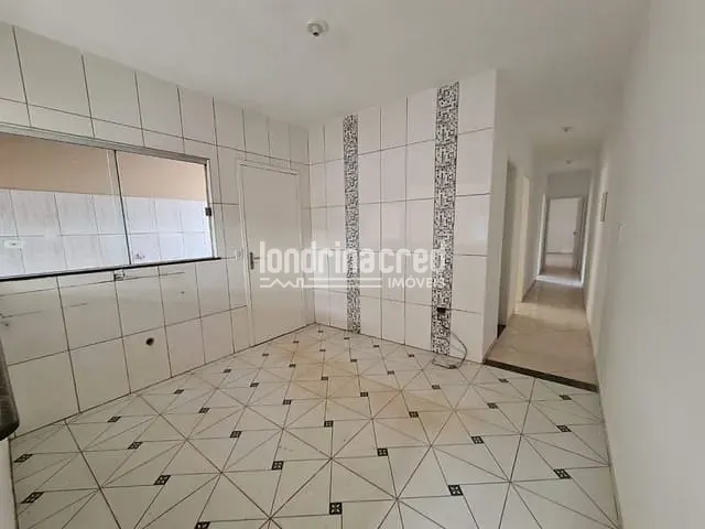 Casa com 125m² 3 quartos e 2 banheiros, à venda, no bairro Jardim Pequena Londres em Londrina