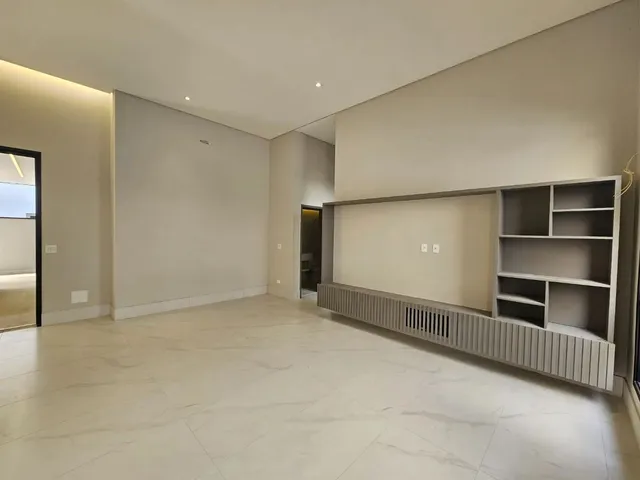 Casa com 450m² 3 quartos e 5 banheiros, à venda, no bairro Jardim do Golfe em São José Dos Campos