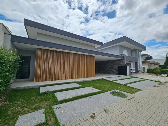 Casa com 450m² 3 quartos e 5 banheiros, à venda, no bairro Jardim do Golfe em São José Dos Campos