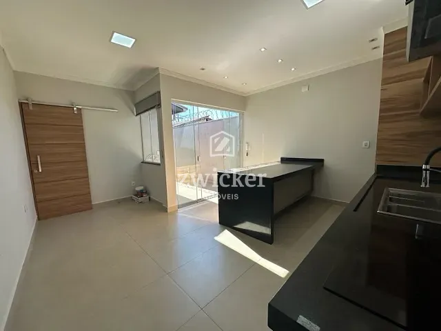 Casa com 150m² 2 quartos e 3 banheiros, à venda, no bairro Vila Industrial em Bauru