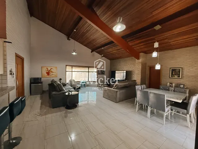 Casa com 680m² 5 quartos e 5 banheiros, à venda, no bairro Residencial Primavera em Piratininga