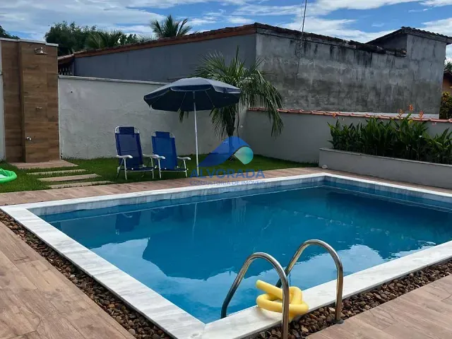 Casa com 380m² 3 quartos e 2 banheiros, à venda, no bairro Mar Verde II em Caraguatatuba