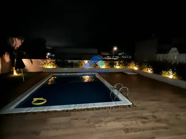 Casa com 380m² 3 quartos e 2 banheiros, à venda, no bairro Mar Verde II em Caraguatatuba