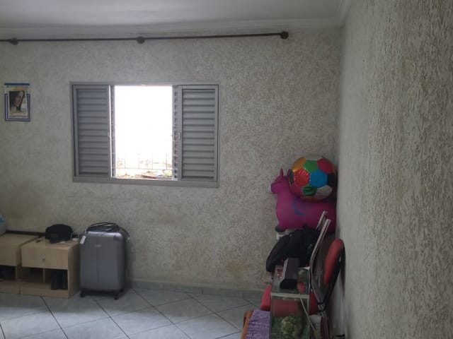 Casa com 125m² 2 quartos e 1 banheiro, à venda, no bairro Santo Antônio em Osasco