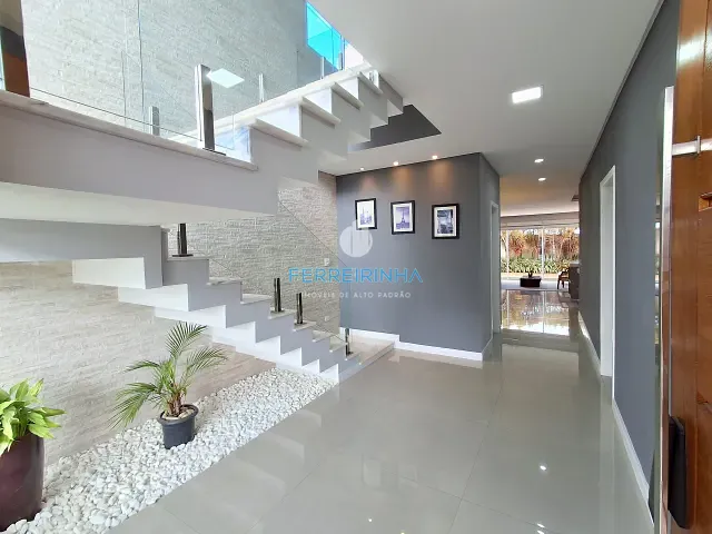 Casa com 287m² 4 quartos e 3 banheiros, à venda, no bairro Bairro da Floresta em São José dos Campos
