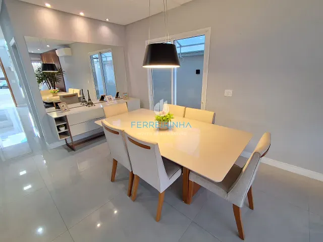 Casa com 287m² 4 quartos e 3 banheiros, à venda, no bairro Bairro da Floresta em São José dos Campos