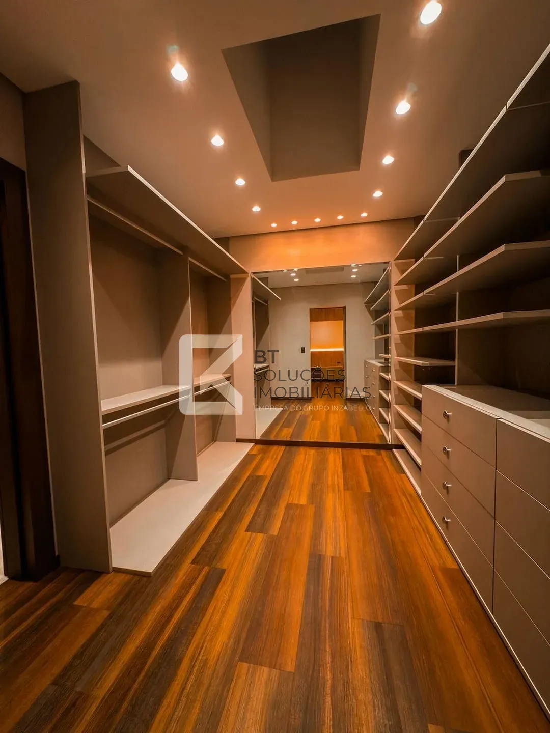 Casa, 4 quartos, 700 m² - Foto 27