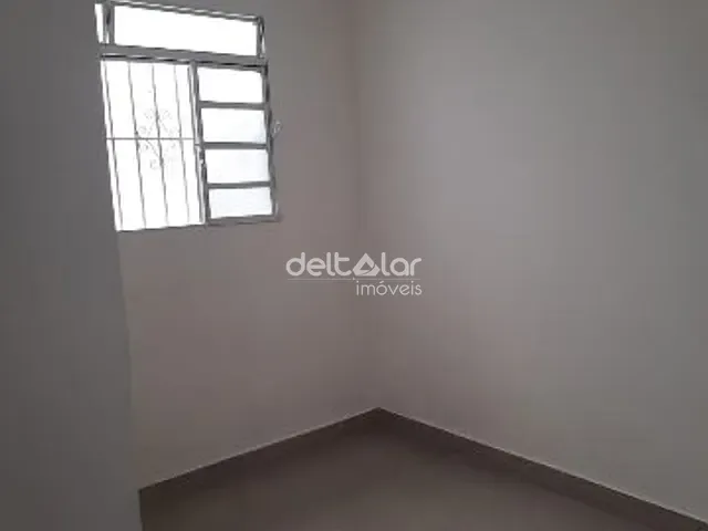Casa com 60m² 2 quartos e 1 banheiro, à venda, no bairro Jardim Leblon em Belo Horizonte