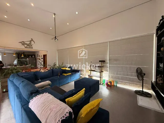 Casa com 2000m² 3 quartos e 5 banheiros, à venda, no bairro Recanto dos Nobres I em Agudos