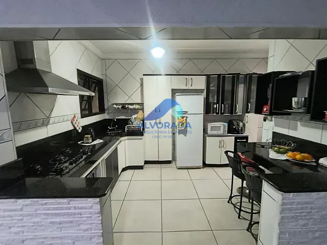 Casa 3 quartos e 2 banheiros, à venda, no bairro Altos da Vila Paiva em São José dos Campos