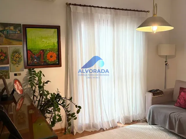 Casa com 360m² 4 quartos e 3 banheiros, à venda, no bairro Jardim das Colinas em São José dos Campos