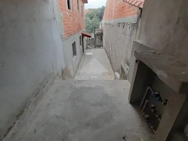 Casa com 583m² 2 quartos e 2 banheiros, à venda, no bairro Jardim Estrela em Mauá